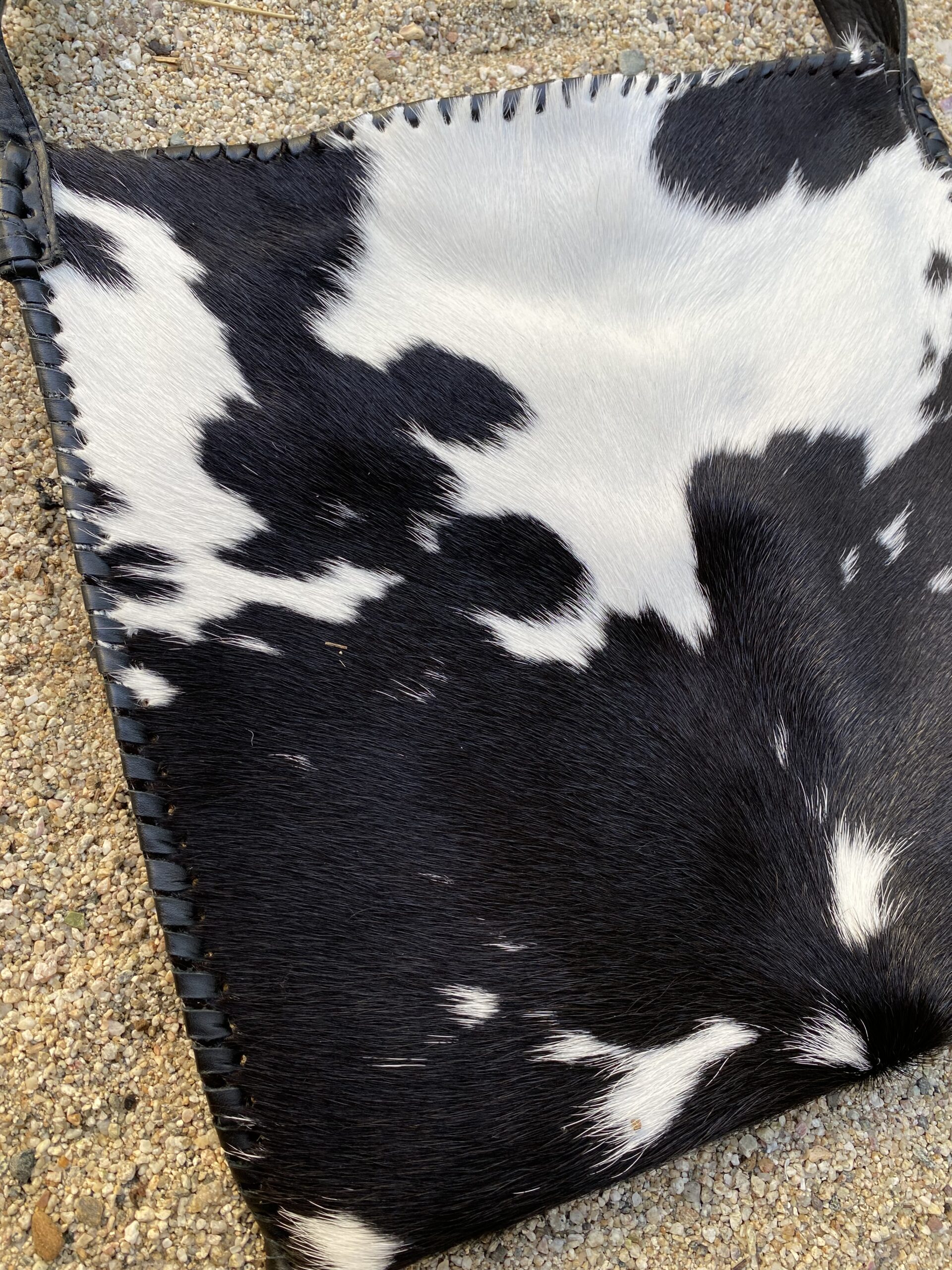 Black Cowhide Whit White Morralito Mens - Image 4